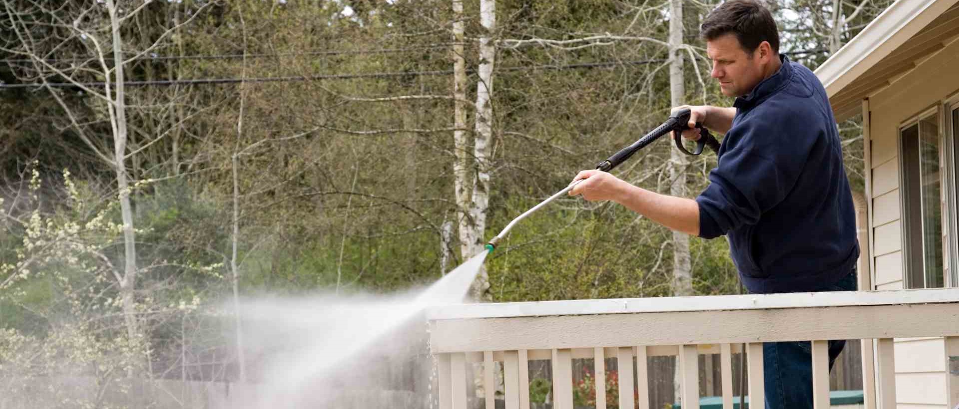 deep cleaning services EC2